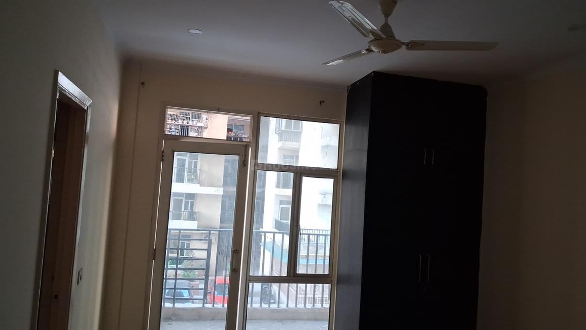 Gaursons Gaur City 1st Avenue - Image 8