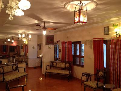 Gallery Cover Image of 6750 Sq.ft 4 BHK Independent Floor for buy in Toli Chowki for 40000000