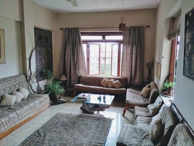Gallery Cover Image of 1900 Sq.ft 3 BHK Apartment for buy in Bandra West for 200000000
