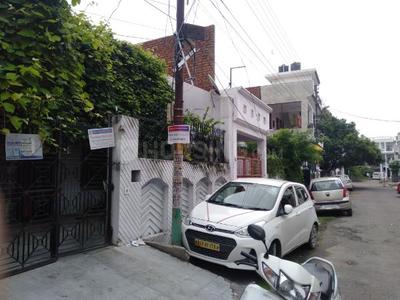 Gallery Cover Image of 1250 Sq.ft 3 BHK Independent House for buy in Jankipuram for 12000000