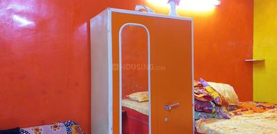 Gallery Cover Image of 350 Sq.ft 1 BHK Independent Floor for buy in College Street for 1400000