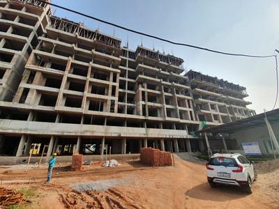 Gallery Cover Image of 710 Sq.ft 2 BHK Apartment for buy in Shankar Nagar for 2130000