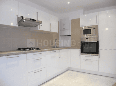 Gallery Cover Image of 1305 Sq.ft 3 BHK Apartment for buy in Mulund East for 19000000