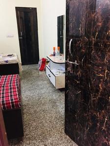 Bedroom Image of Savitri Girls PG in Shakarpur Khas