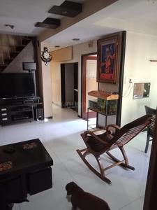 3 BHK इंडिपेंडेंट बिल्डर फ्लोर