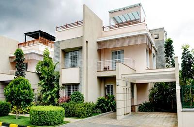 Gallery Cover Image of 7523 Sq.ft 4 BHK Independent House for buy in Devanahalli for 93000000
