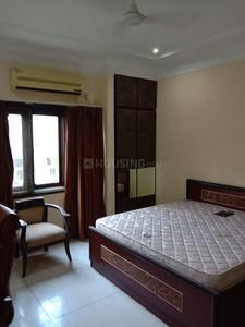 Gallery Cover Image of 2100 Sq.ft 3 BHK Apartment for buy in Hazratganj for 11000000