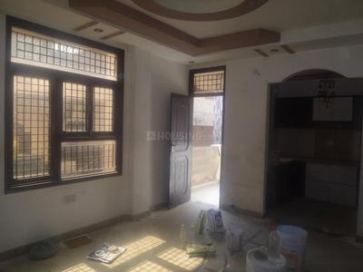Gallery Cover Image of 650 Sq.ft 2 BHK Independent Floor for buy in Shahdara for 3000000