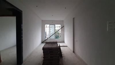 Gallery Cover Image of 860 Sq.ft 2 BHK Apartment for buy in Mulund East for 17000000