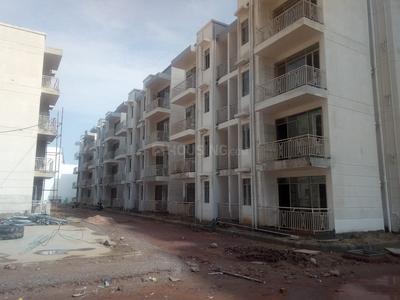 Gallery Cover Image of 700 Sq.ft 2 BHK Apartment for buy in Sector 104 for 2100000