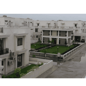 Gallery Cover Image of 2350 Sq.ft 4 BHK Villa for buy in Bhayli for 7000000