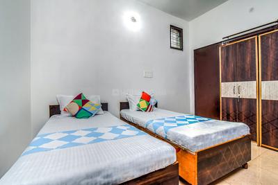 Bedroom Image of Oyo Life Grg1036 in Sushant Lok I