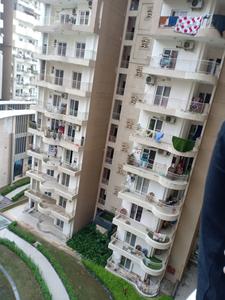 Gallery Cover Image of 1075 Sq.ft 2 BHK Apartment for rent in Ajnara Grand Heritage, Sector 74 for 14000