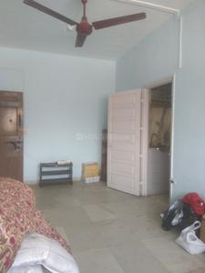 Gallery Cover Image of 650 Sq.ft 1 BHK Apartment for buy in Santacruz East for 14900000