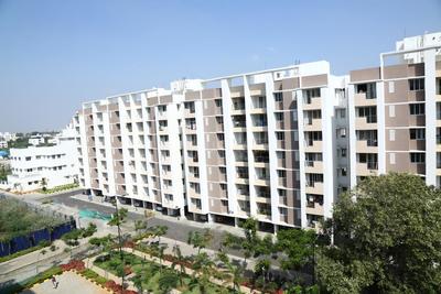 Gallery Cover Image of 1243 Sq.ft 2 BHK Apartment for buy in Pallikaranai for 7596000