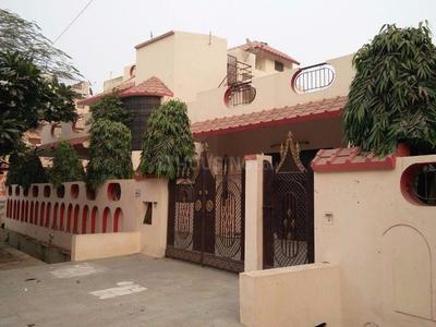 Gallery Cover Image of 3825 Sq.ft 8 BHK Independent House for buy in Shastri Nagar for 32500000