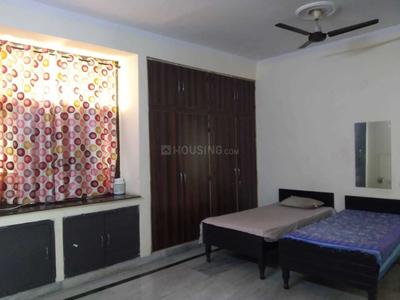 Bedroom Image of Girls PG in Sector 27