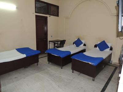 Gallery Cover Image of 485 Sq.ft 1 RK Independent House for rent in Sector 11 for 7000