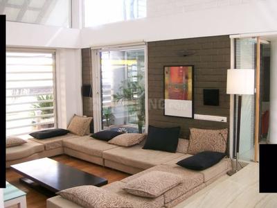 Gallery Cover Image of 1237 Sq.ft 2 BHK Apartment for buy in Dahisar East for 15500000