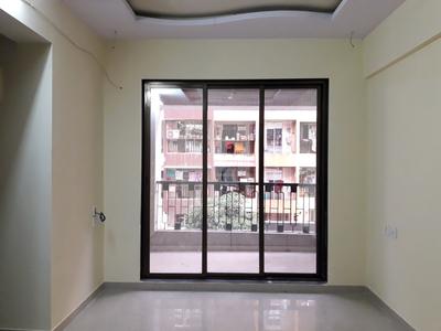 Gallery Cover Image of 670 Sq.ft 1 BHK Apartment for buy in Kalyan West for 3700000