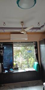Gallery Cover Image of 570 Sq.ft 1 BHK Apartment for buy in Borivali West for 10000000