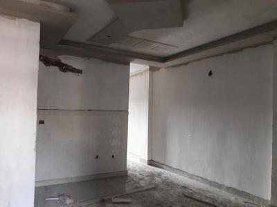 Gallery Cover Image of 900 Sq.ft 3 BHK Apartment for buy in Dwarka Mor for 3800000