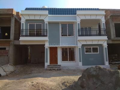 Gallery Cover Image of 1800 Sq.ft 3 BHK Villa for buy in Madhavaram for 9900000