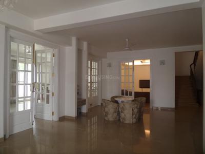 Gallery Cover Image of 9147 Sq.ft 5+ BHK Independent House for buy in DLF Phase 3 for 140000000