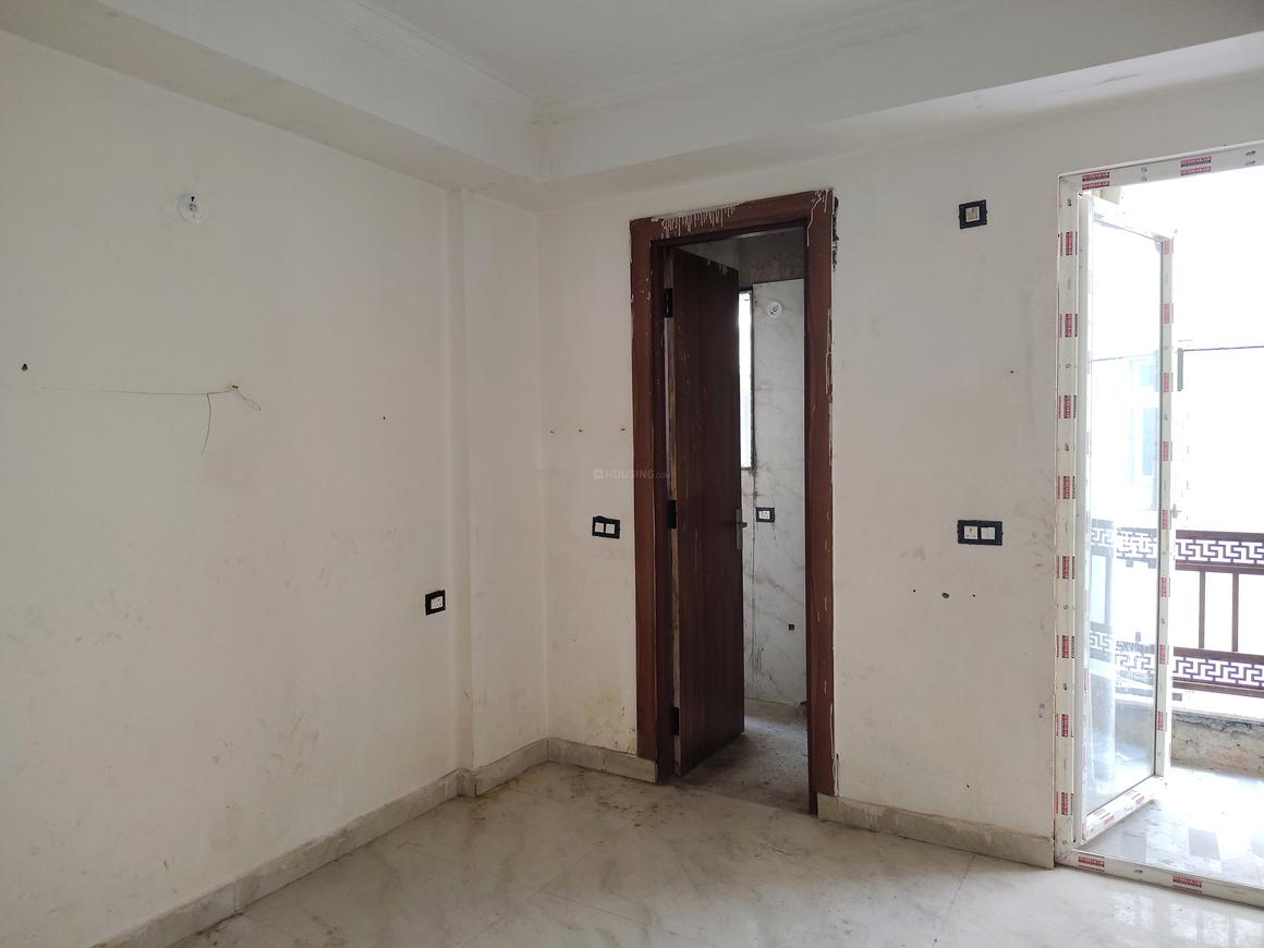 Vihaan Valencia - Image 9