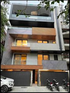 Gallery Cover Image of 2400 Sq.ft 3 BHK Independent Floor for buy in Sector 40 for 17700000