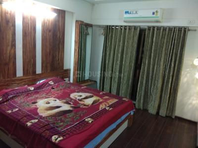 Gallery Cover Image of 1952 Sq.ft 3 BHK Apartment for buy in Makarba for 9500000