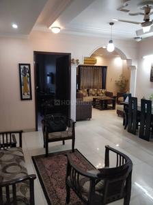 Gallery Cover Image of 1950 Sq.ft 4 BHK Apartment for buy in Welcome Apartments, Sector 9 Rohini for 37500000