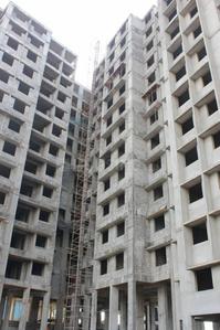 Gallery Cover Image of 1331 Sq.ft 3 BHK Apartment for buy in Derebail for 6956000