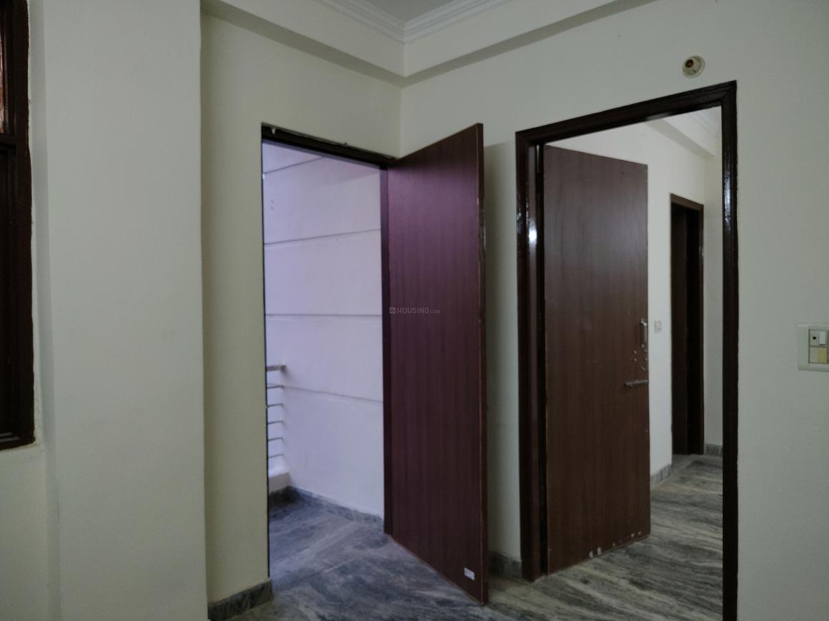 Duggal Housing Complex - Image 2