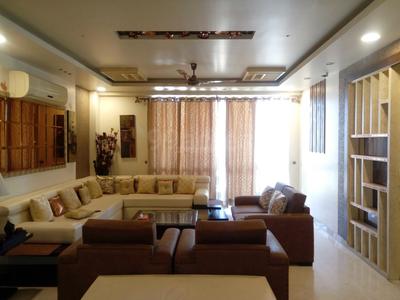 4 BHK Apartment