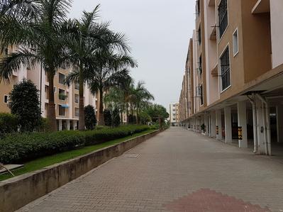 Gallery Cover Image of 1390 Sq.ft 3 BHK Apartment for buy in Guduvancheri for 4990000