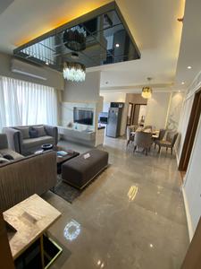 4 BHK इंडिपेंडेंट बिल्डर फ्लोर