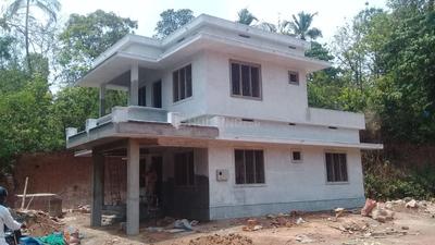 Gallery Cover Image of 5000 Sq.ft 4 BHK Independent House for buy in Kodaparamba for 5000000