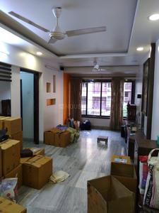 Gallery Cover Image of 850 Sq.ft 2 BHK Apartment for buy in Malad East for 16000000