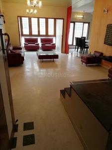 Gallery Cover Image of 2000 Sq.ft 4 BHK Apartment for buy in Richmond Town for 25000000