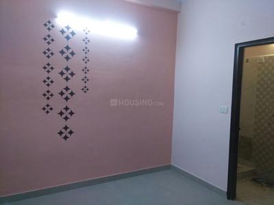 Gallery Cover Image of 1050 Sq.ft 3 BHK Apartment for buy in Govindpuram for 1625125