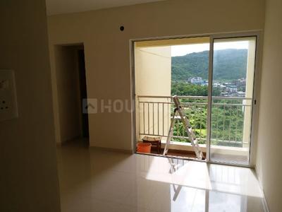 Gallery Cover Image of 900 Sq.ft 2 BHK Apartment for rent in Eco Vista, Shilphata for 14500