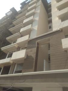 Gallery Cover Image of 1300 Sq.ft 3 BHK Apartment for buy in Vrindavan Yojna for 5000000