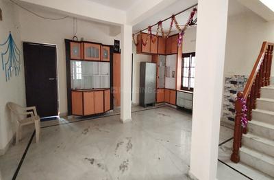 Gallery Cover Image of 2000 Sq.ft 3 BHK Independent House for rent in Aminpur for 32000