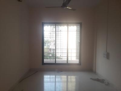 Gallery Cover Image of 650 Sq.ft 1 BHK Apartment for rent in Seawoods for 15650