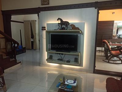 Gallery Cover Image of 2500 Sq.ft 4 BHK Independent House for buy in Mannuthy for 9500000