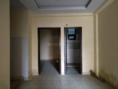 Gallery Cover Image of 850 Sq.ft 2 BHK Apartment for buy in Dayal Bagh Colony for 1900000