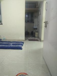 Gallery Cover Image of 340 Sq.ft 1 BHK Apartment for rent in Kandivali East for 5500