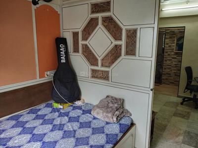 Gallery Cover Image of 517 Sq.ft 2 BHK Apartment for buy in Borivali West for 11000000