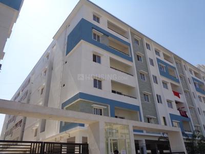 Gallery Cover Image of 1370 Sq.ft 3 BHK Apartment for buy in Kukatpally for 7624000